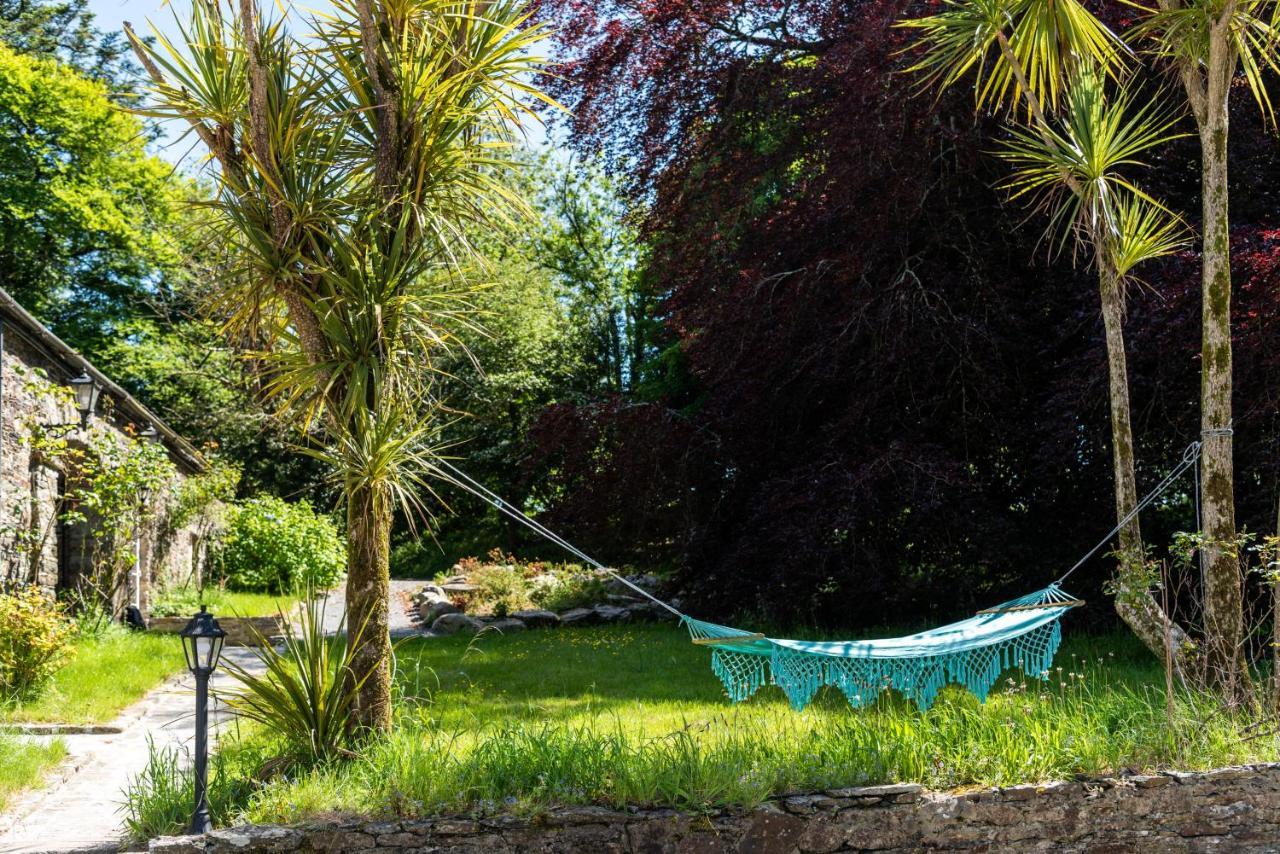 Ardnavaha House - Poolside Cottages Clonakilty Exterior foto